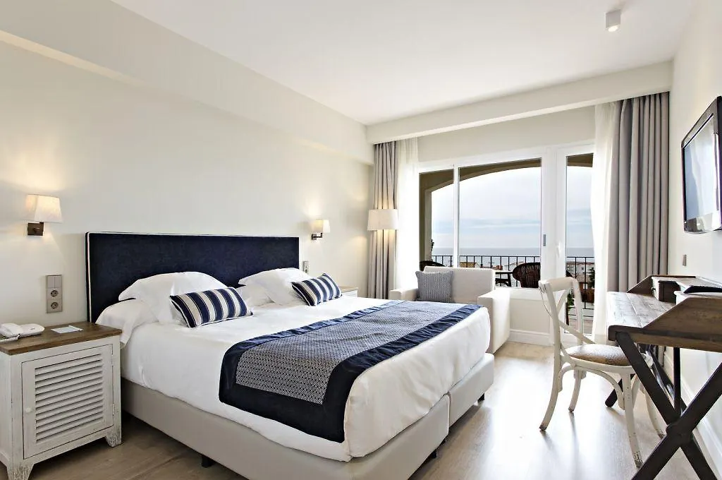 Hotel Aigua Blava Begur 4*,