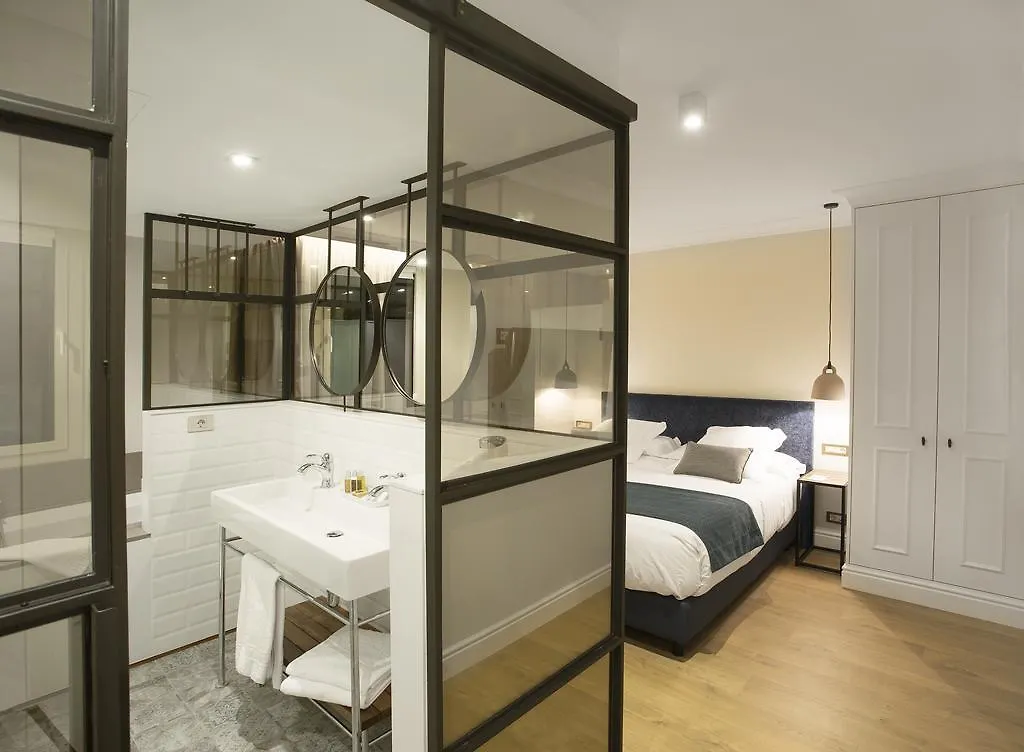 Hotel Aigua Blava Begur 4*,